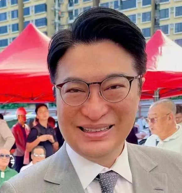 鹰钩鼻的男人面相好吗?