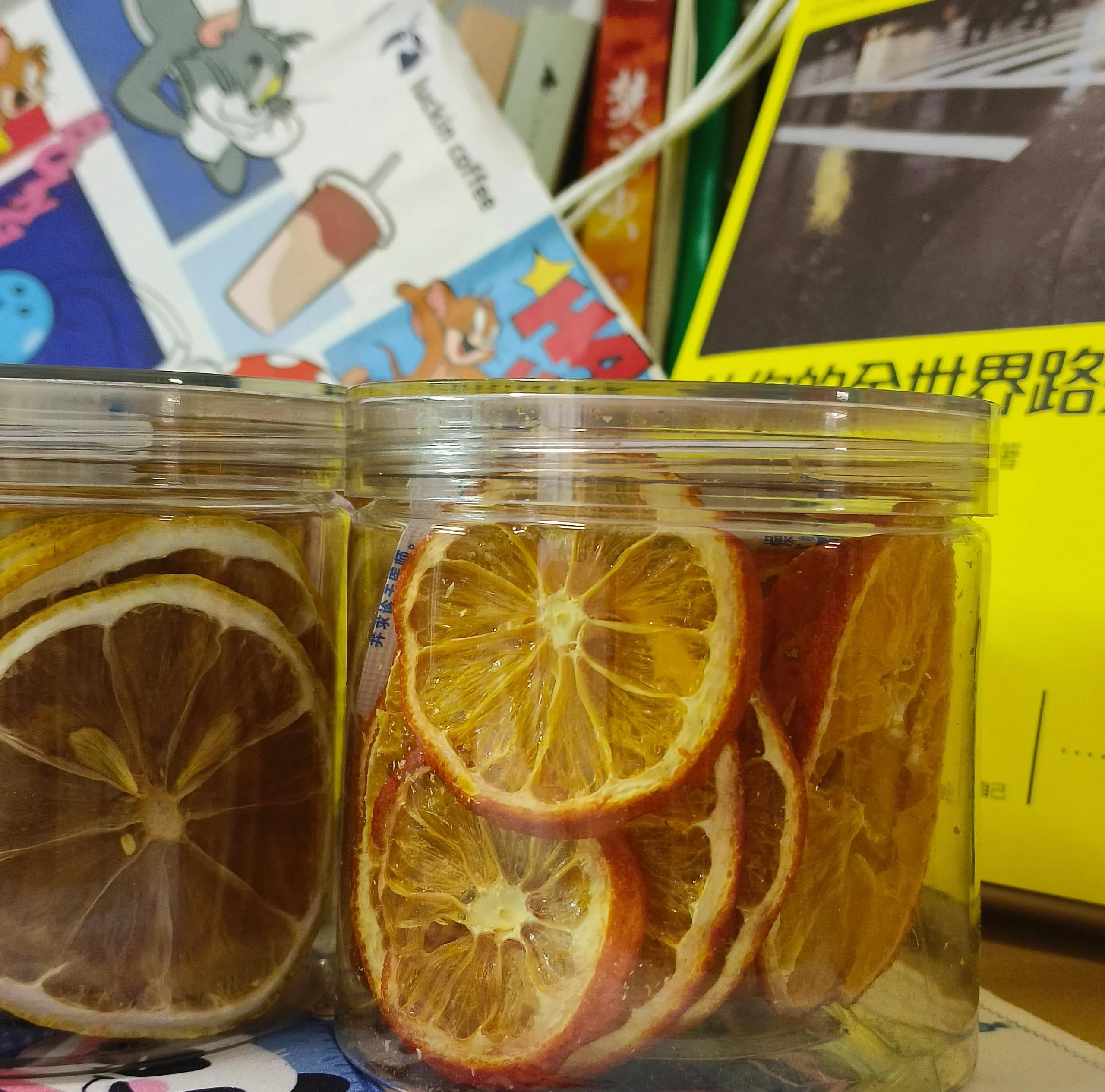 柠檬片泡水的功效有哪些?
