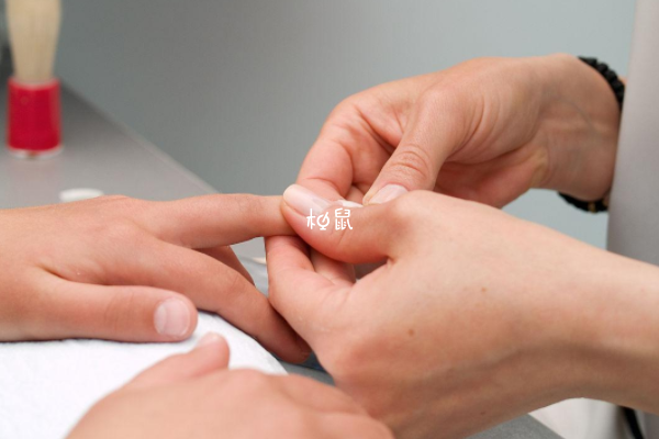 如何掐中指测怀孕
