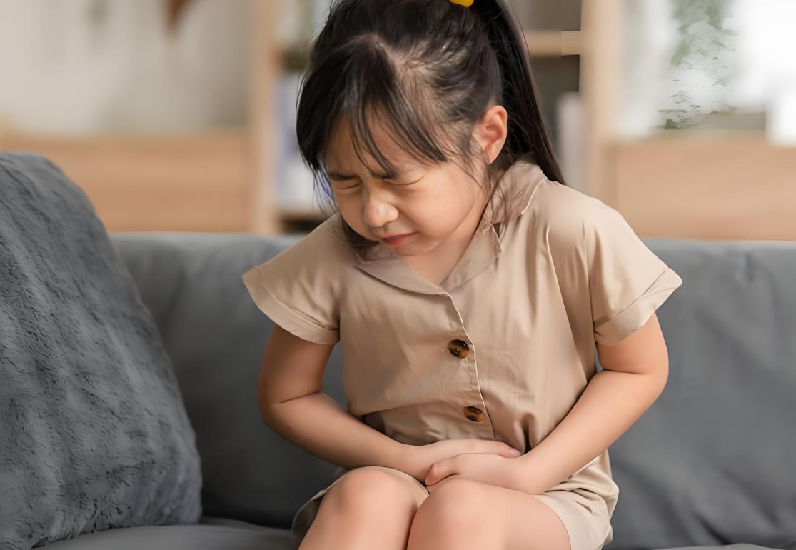 感觉肚子里有东西在动
