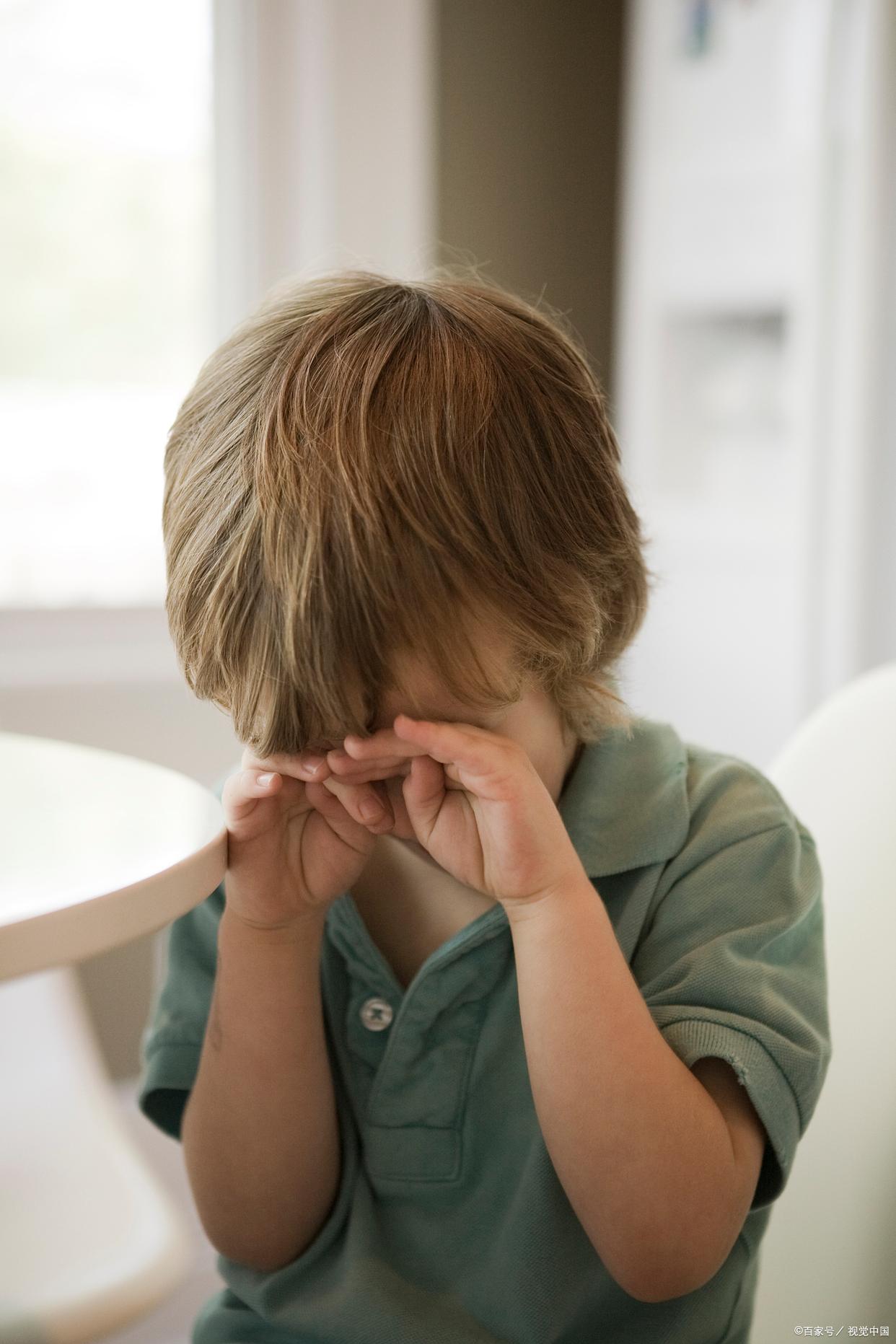 宝宝胆小是聪明的表现